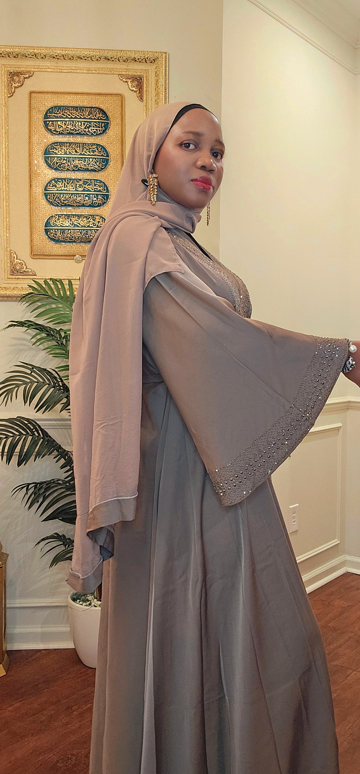 Bedazzled A-shaped Abaya