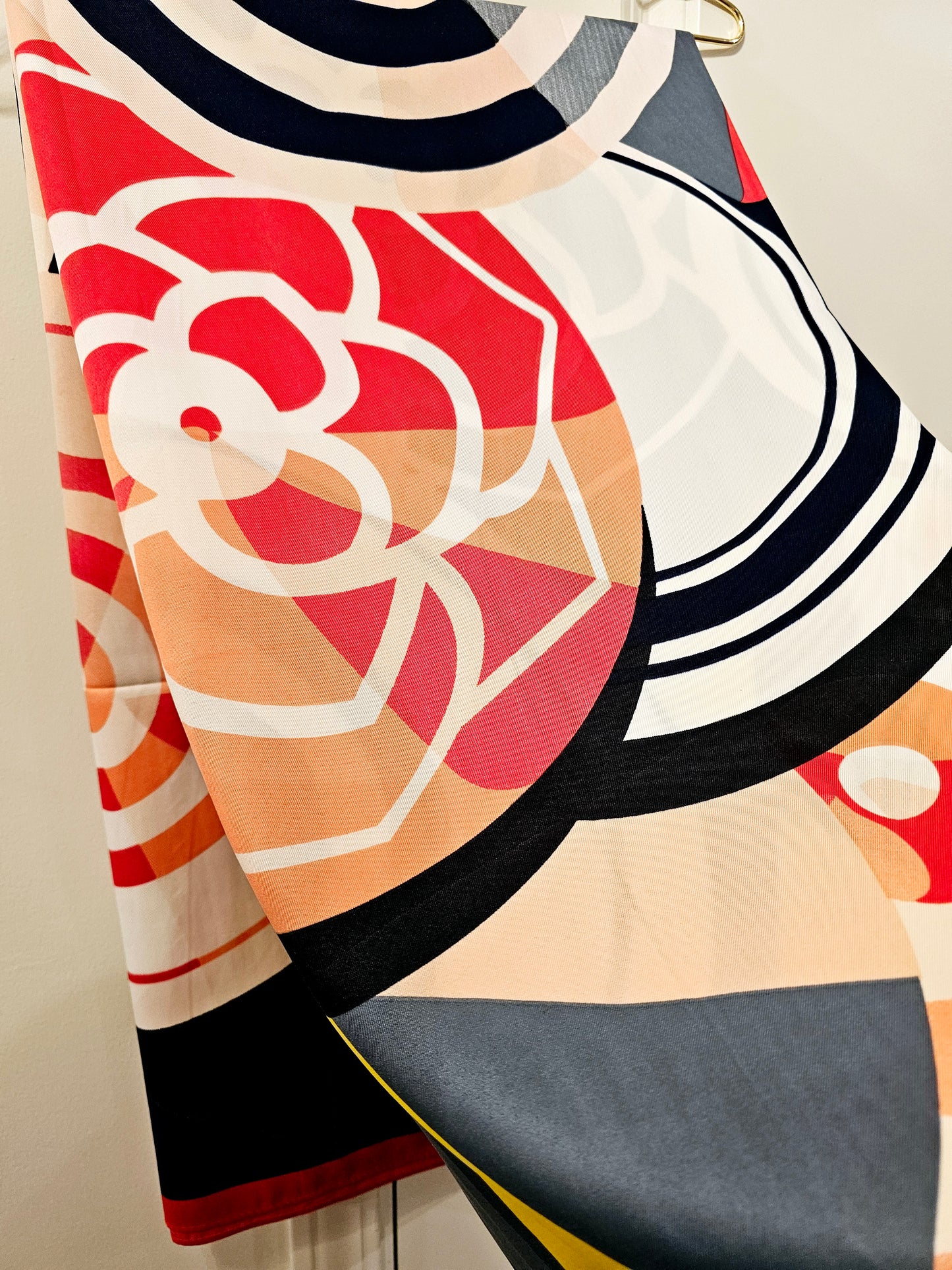 Circle and Shapes Pattern Scarf